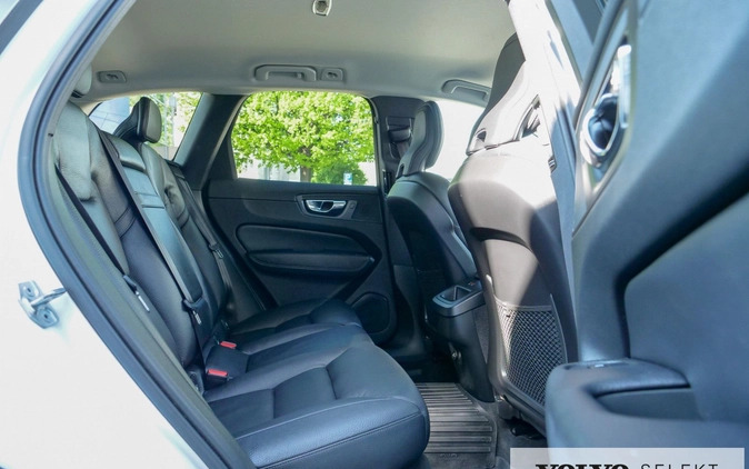 Volvo XC 60 cena 169900 przebieg: 66010, rok produkcji 2019 z Izbica Kujawska małe 667